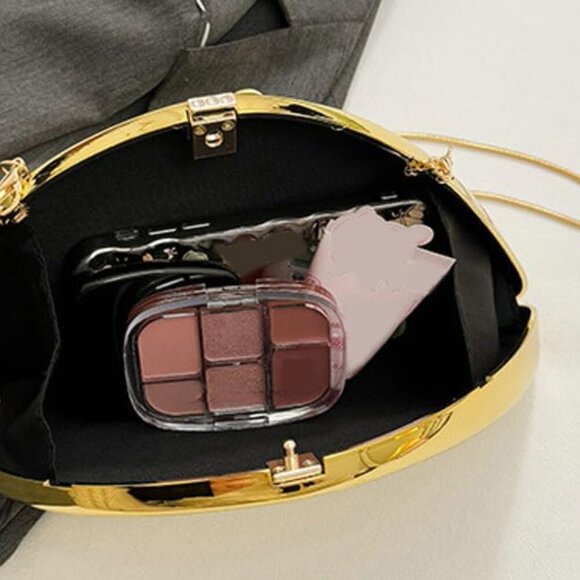 Versatile Women’s Evening Bag - Fashionable Clutch with Secure Push Lock - Picture 8 of 9